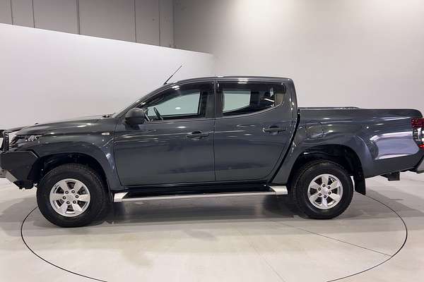 2022 Mitsubishi Triton GLX+ MR 4X4