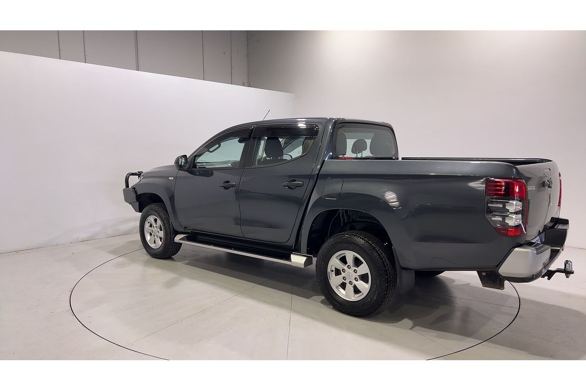 2022 Mitsubishi Triton GLX+ MR 4X4