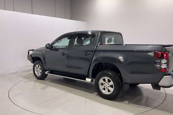 2022 Mitsubishi Triton GLX+ MR 4X4