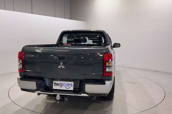 2022 Mitsubishi Triton GLX+ MR 4X4