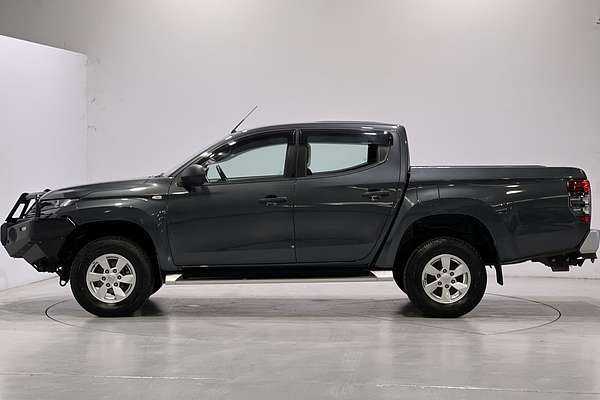 2022 Mitsubishi Triton GLX+ MR 4X4