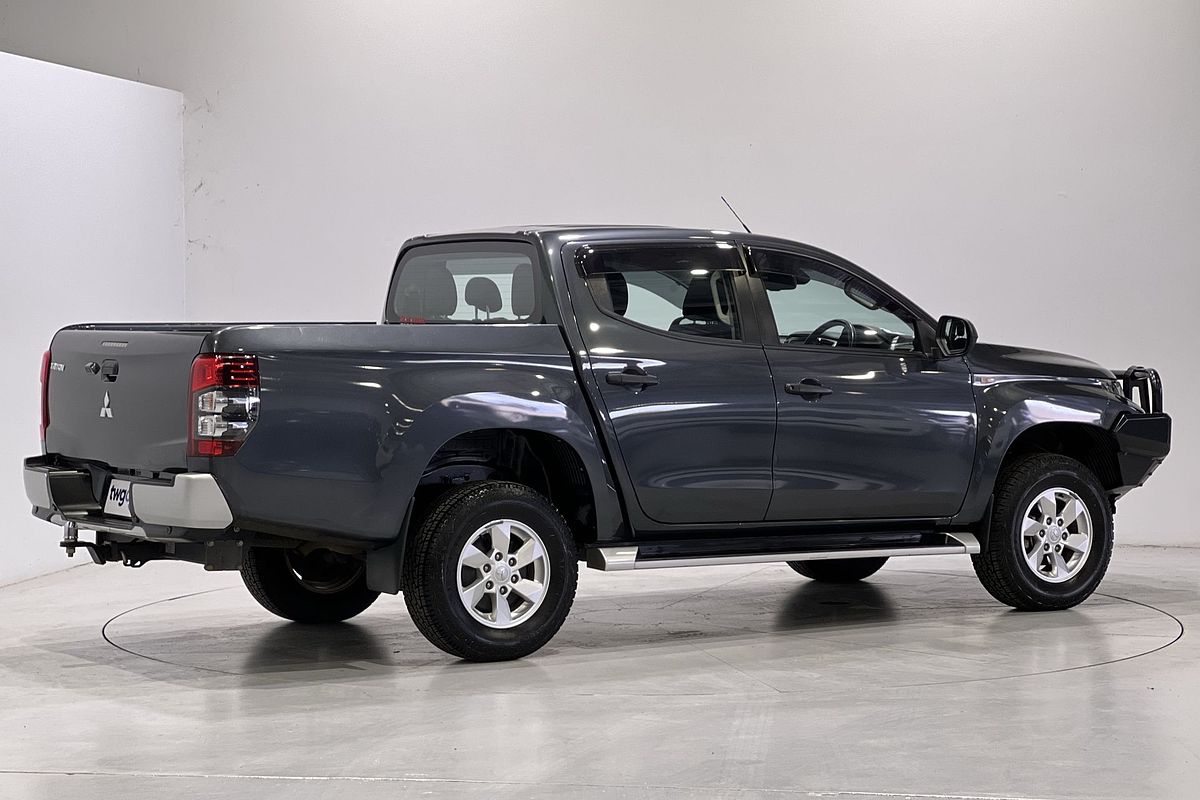 2022 Mitsubishi Triton GLX+ MR 4X4