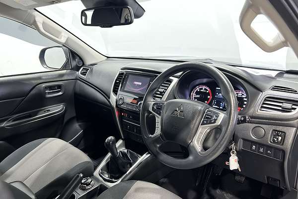 2022 Mitsubishi Triton GLX+ MR 4X4