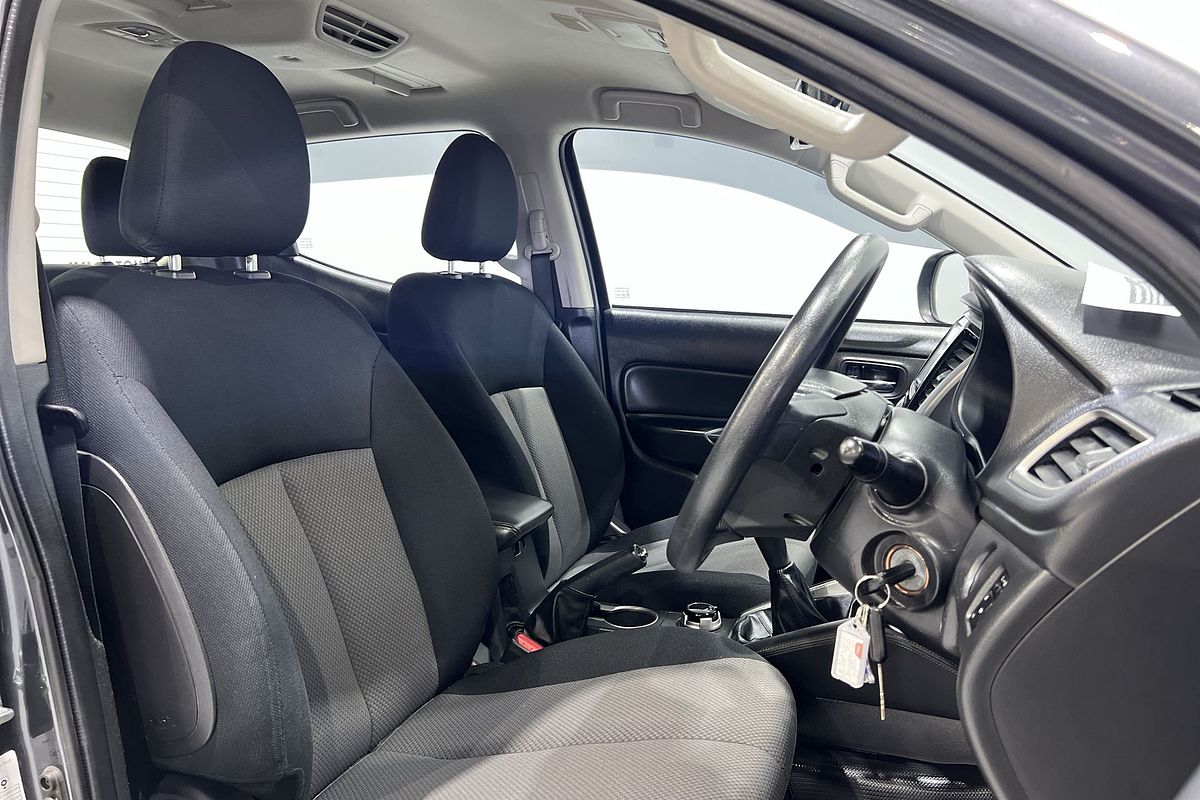 2022 Mitsubishi Triton GLX+ MR 4X4