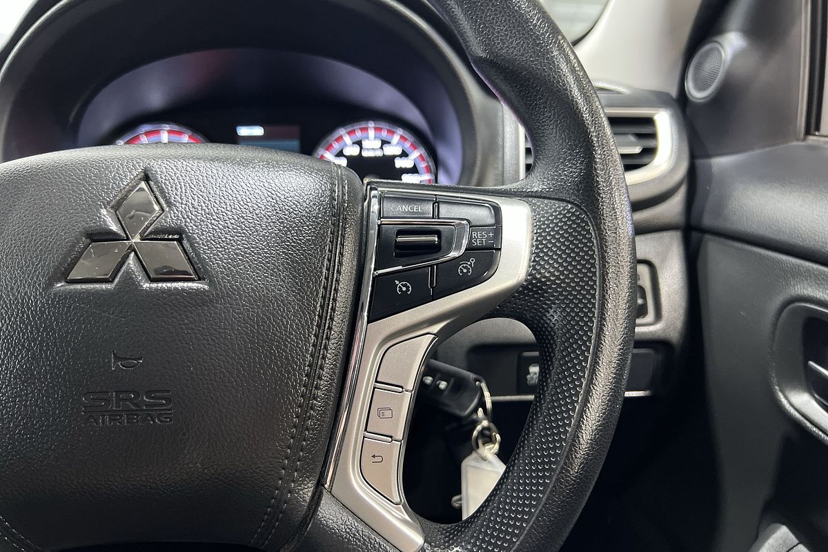2022 Mitsubishi Triton GLX+ MR 4X4