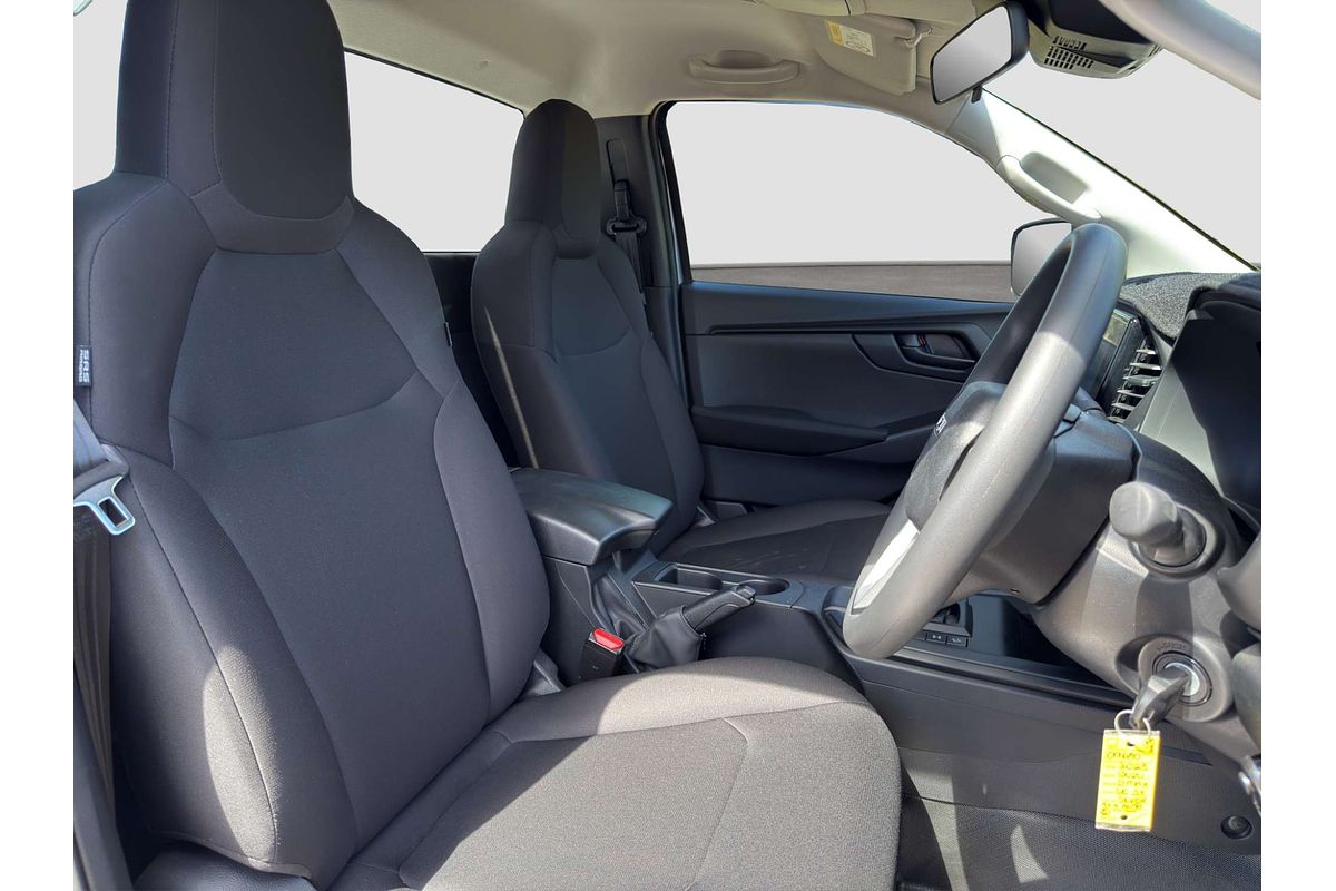 2023 Isuzu D-MAX SX  4X4