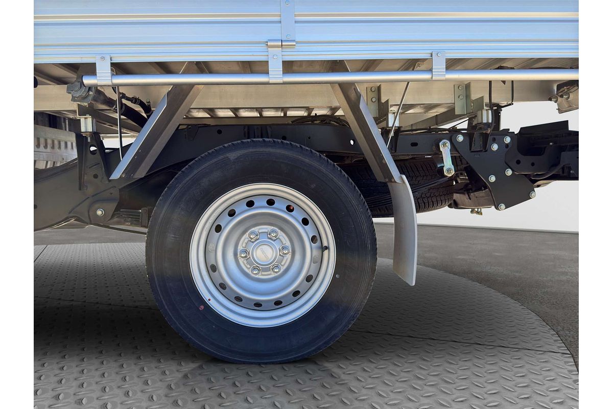 2023 Isuzu D-MAX SX  4X4