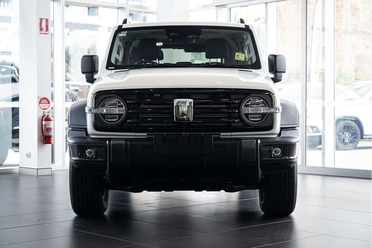 2025 GWM Tank 300 Lux P01