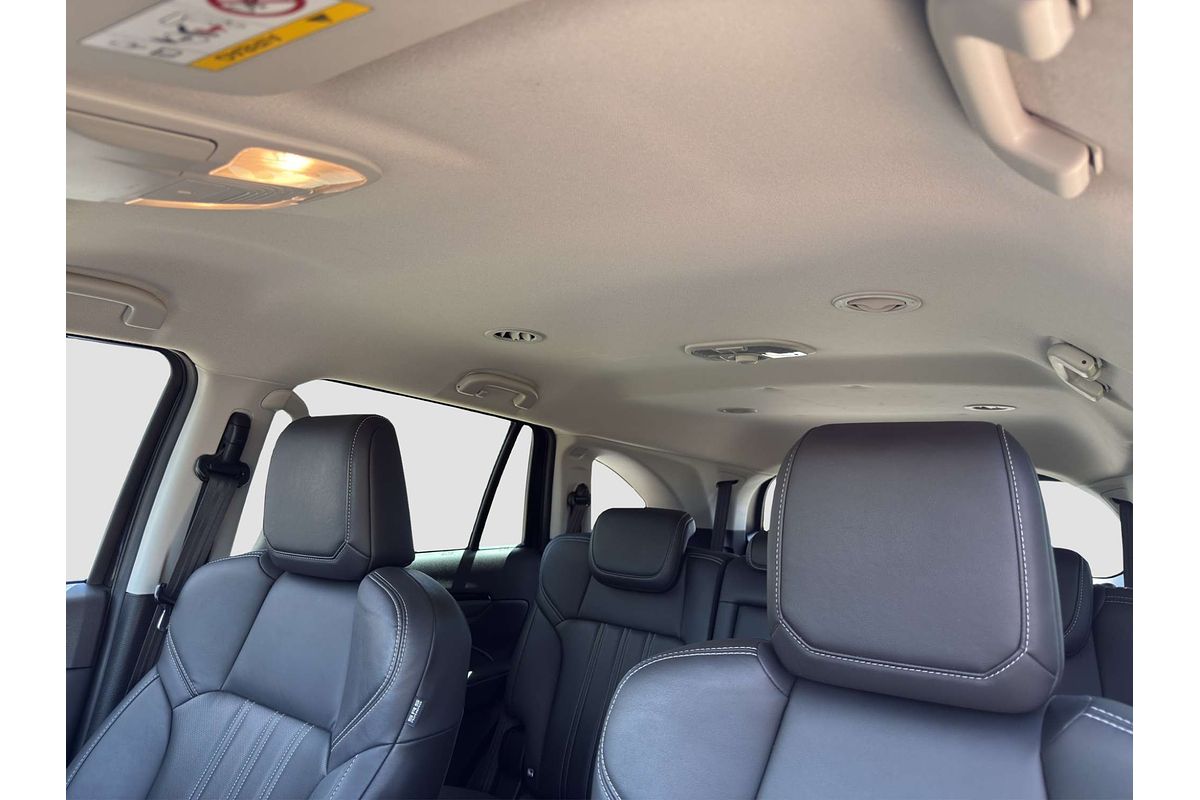 2022 Isuzu MU-X LS-T