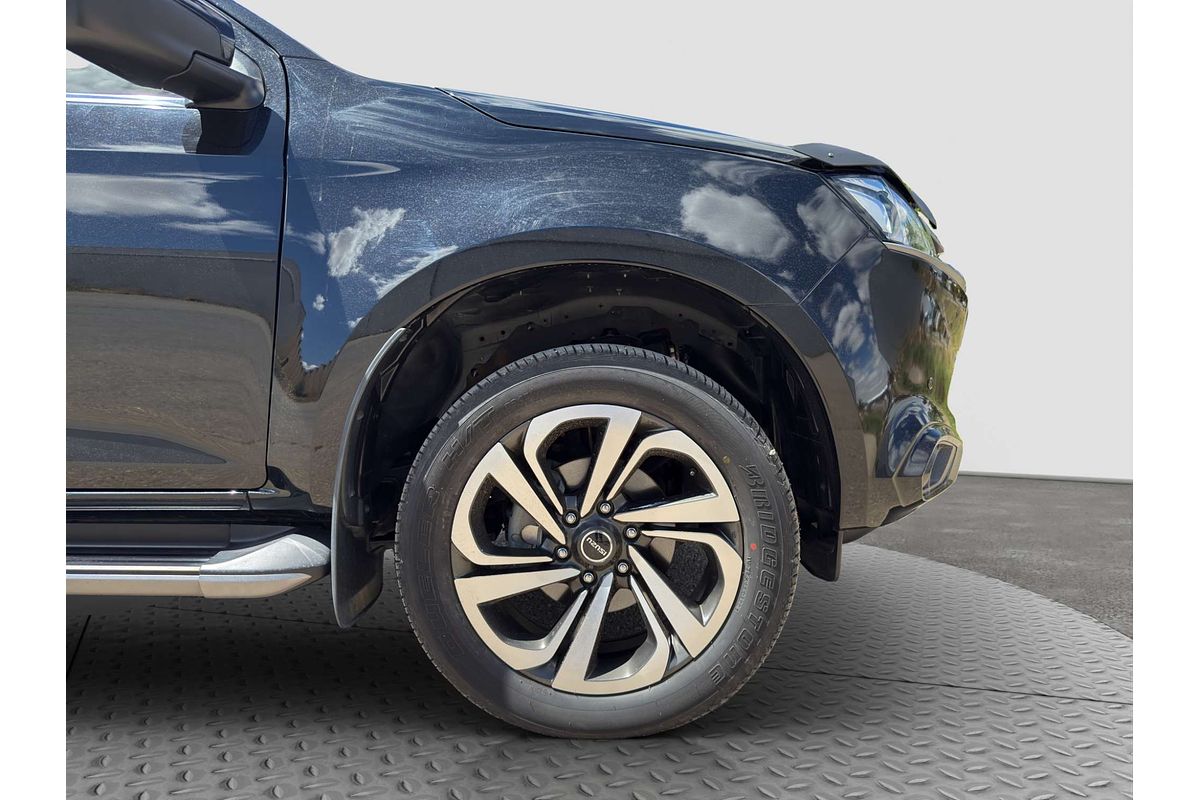 2022 Isuzu MU-X LS-T