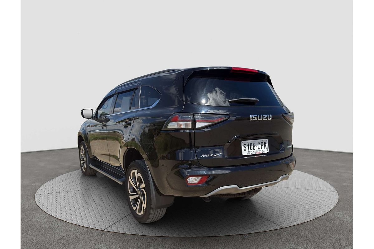 2022 Isuzu MU-X LS-T
