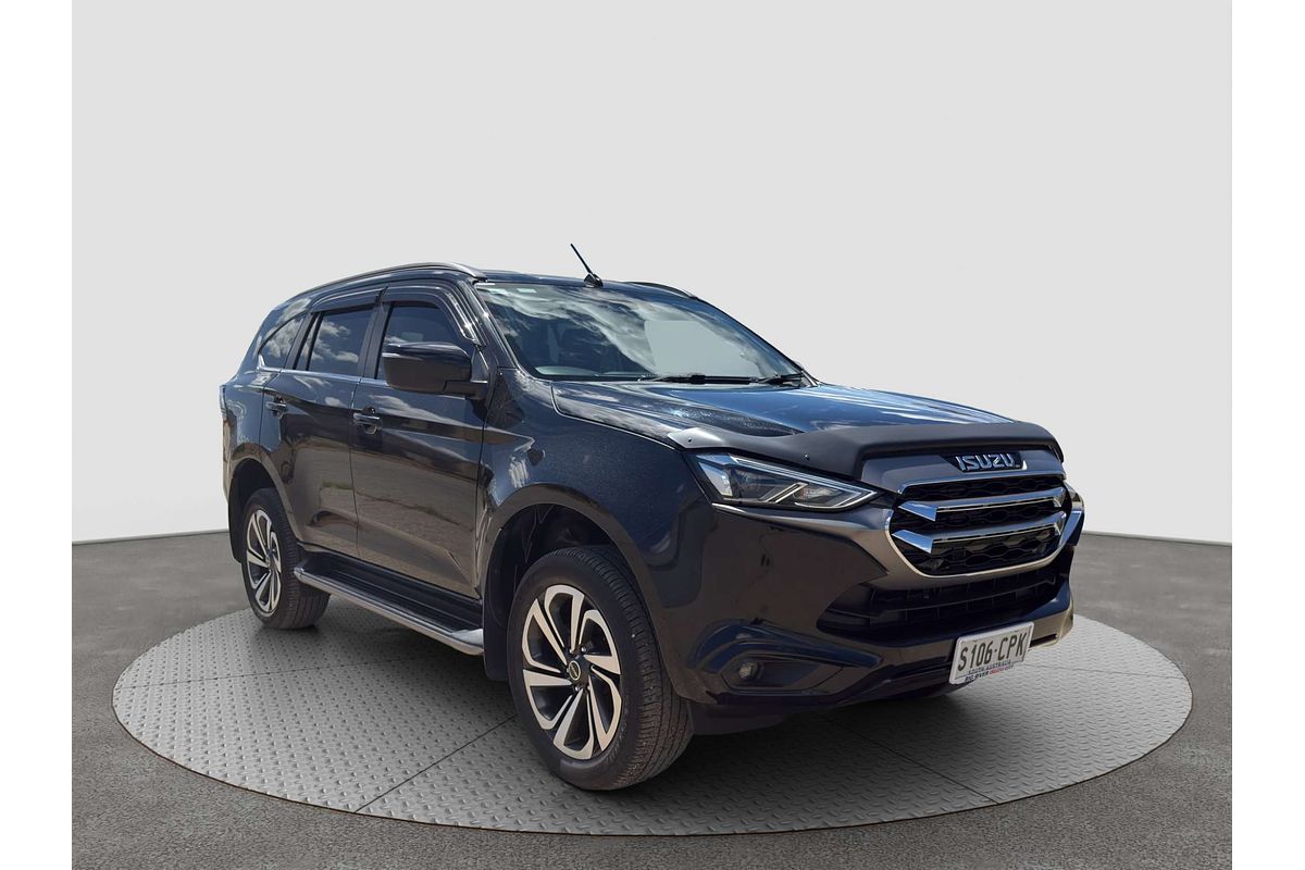 2022 Isuzu MU-X LS-T