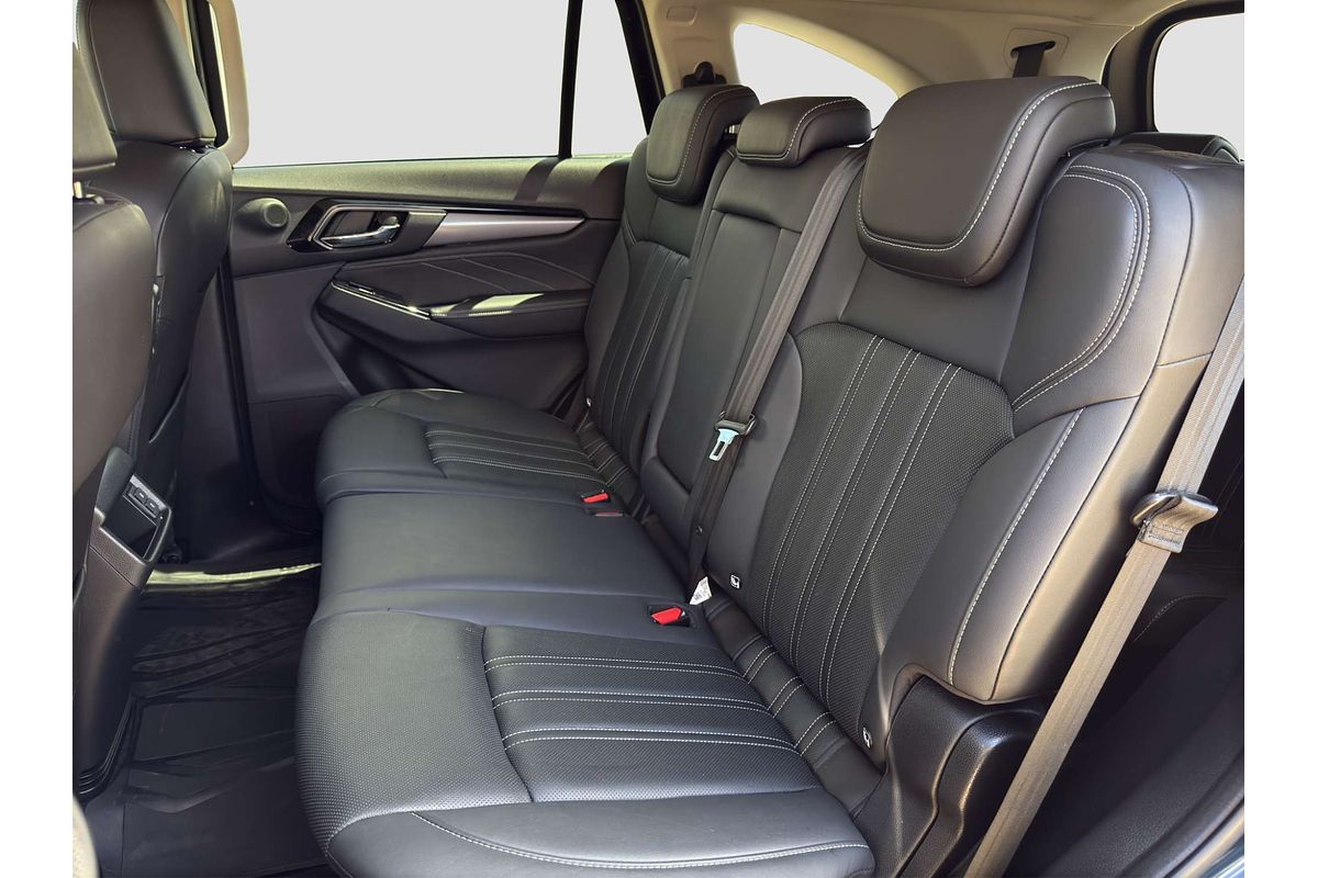 2022 Isuzu MU-X LS-T