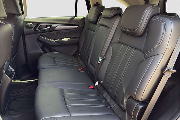 2022 Isuzu MU-X LS-T