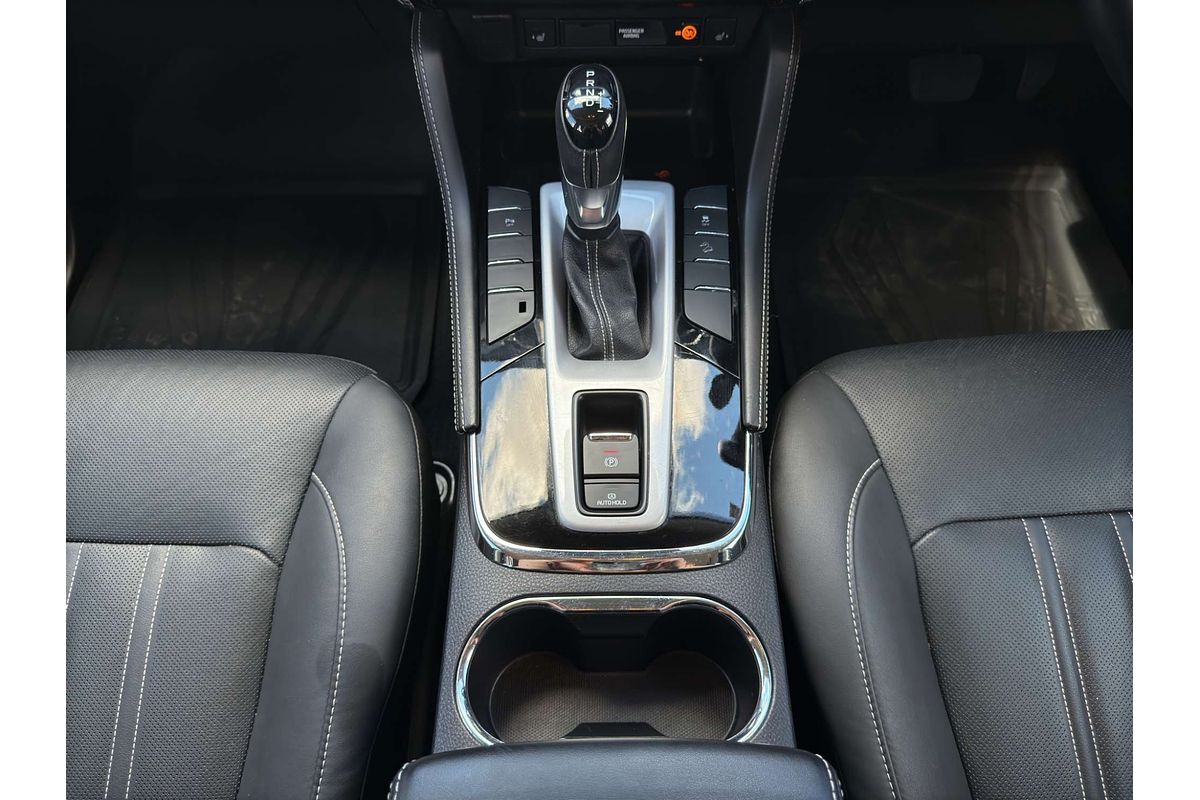 2022 Isuzu MU-X LS-T