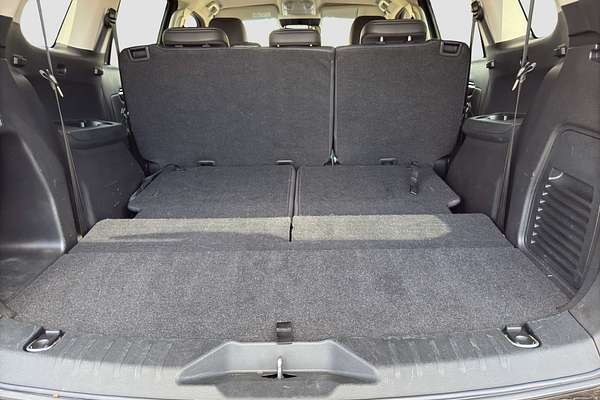 2022 Isuzu MU-X LS-T