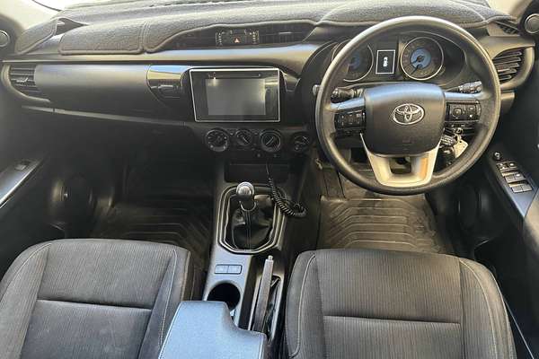 2019 Toyota Hilux SR GUN126R 4X4