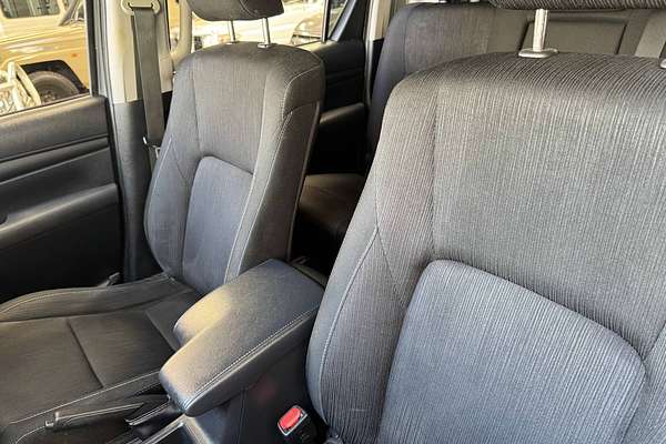2019 Toyota Hilux SR GUN126R 4X4