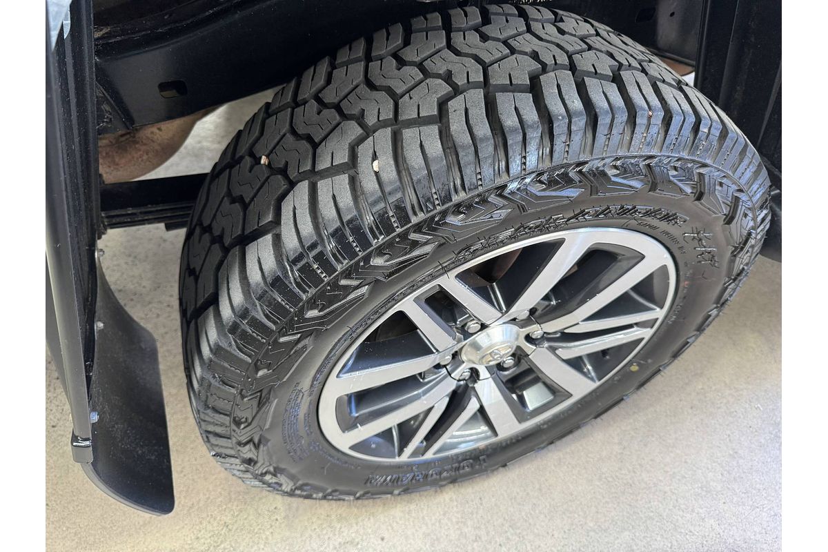 2019 Toyota Hilux SR GUN126R 4X4