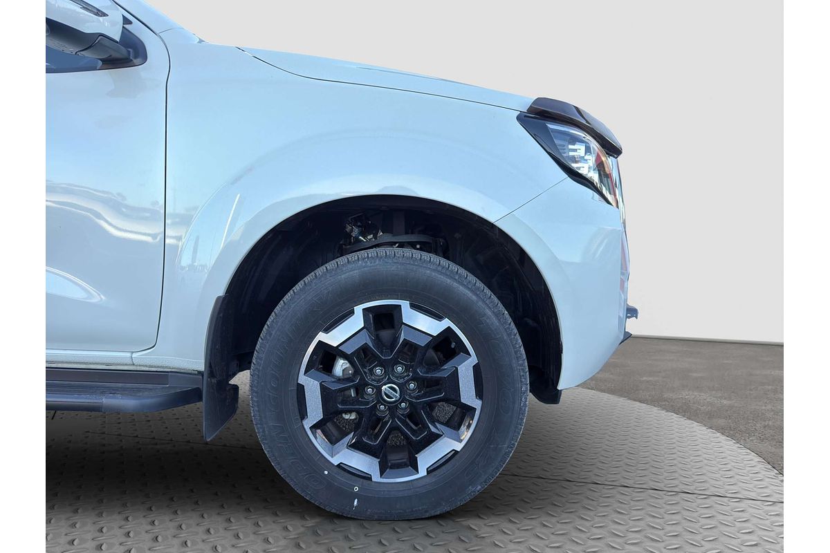 2023 Nissan Navara ST-X D23