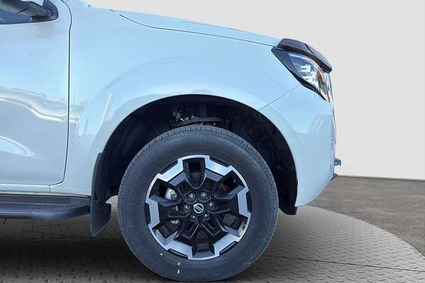 2023 Nissan Navara ST-X D23