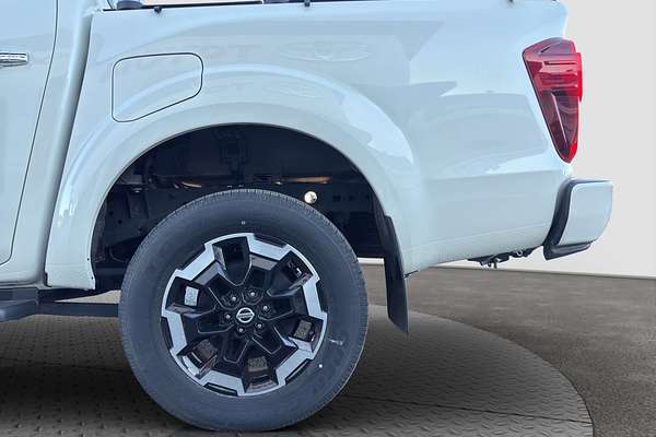 2023 Nissan Navara ST-X D23