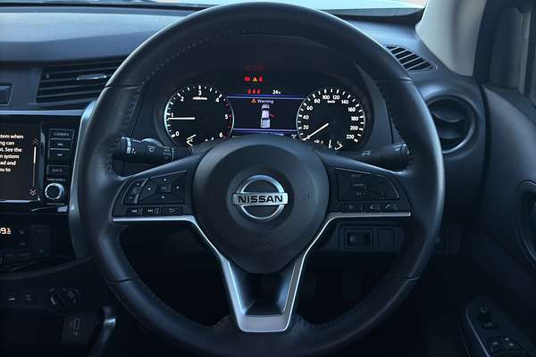 2023 Nissan Navara ST-X D23