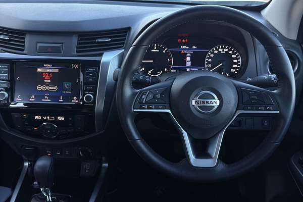 2023 Nissan Navara ST-X D23