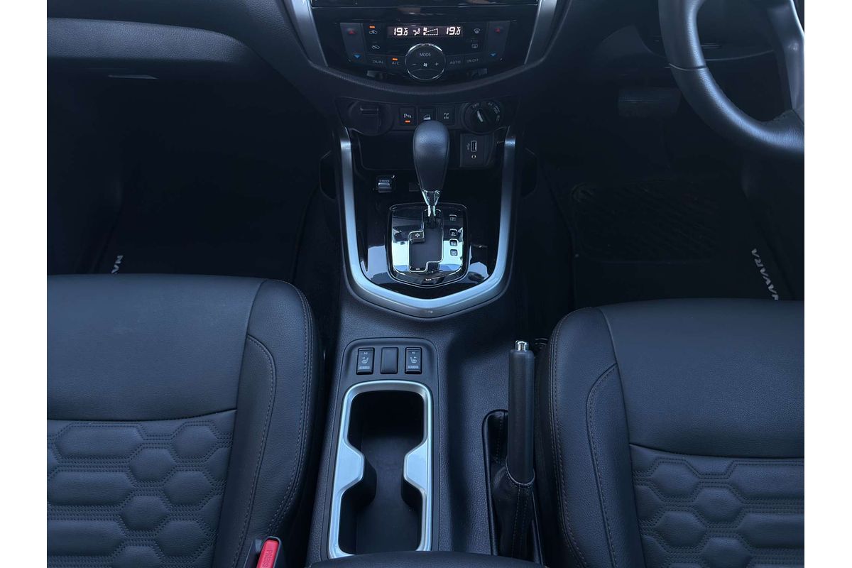 2023 Nissan Navara ST-X D23