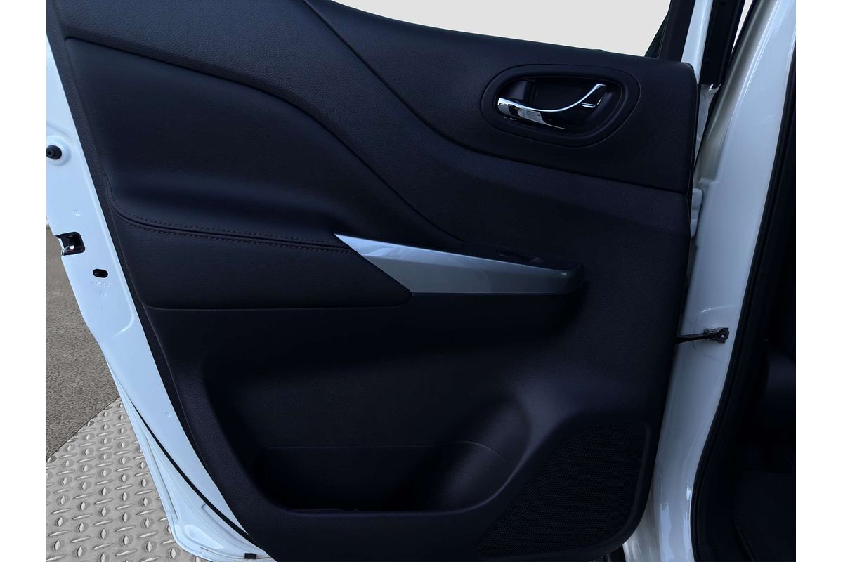 2023 Nissan Navara ST-X D23