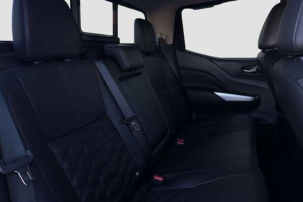 2023 Nissan Navara ST-X D23