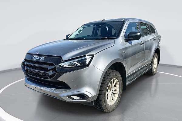 2022 Isuzu MU-X LS-M