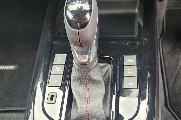 2024 Isuzu D-MAX X-TERRAIN 4X4