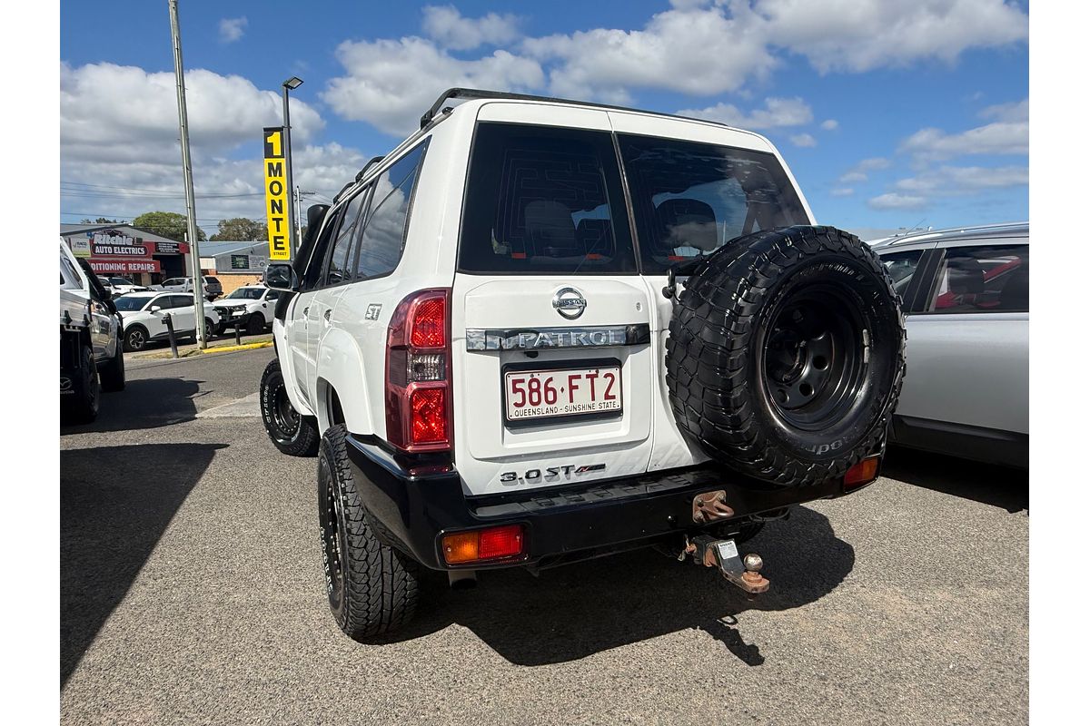 2016 Nissan Patrol ST Y61