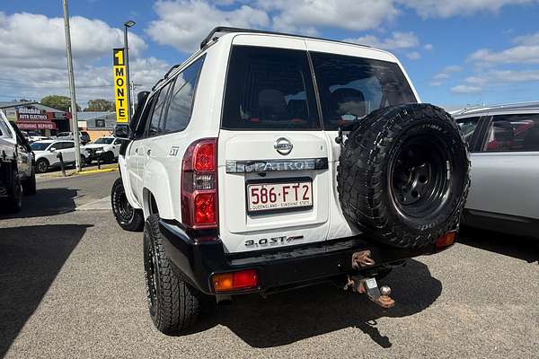 2016 Nissan Patrol ST Y61