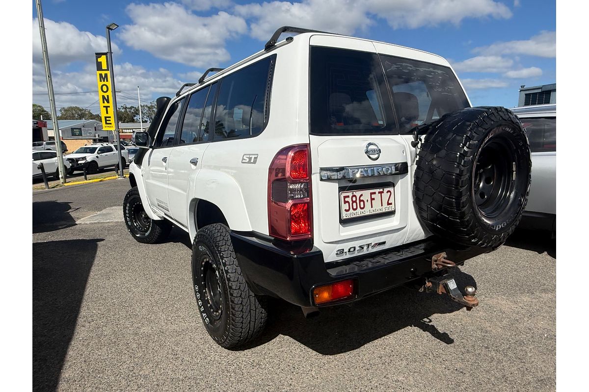 2016 Nissan Patrol ST Y61