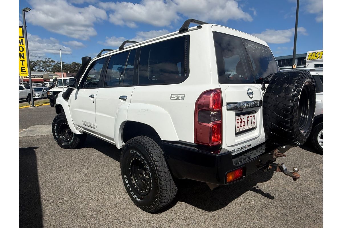 2016 Nissan Patrol ST Y61