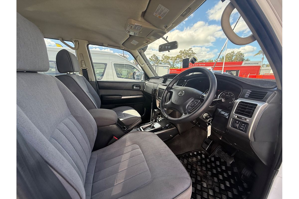 2016 Nissan Patrol ST Y61