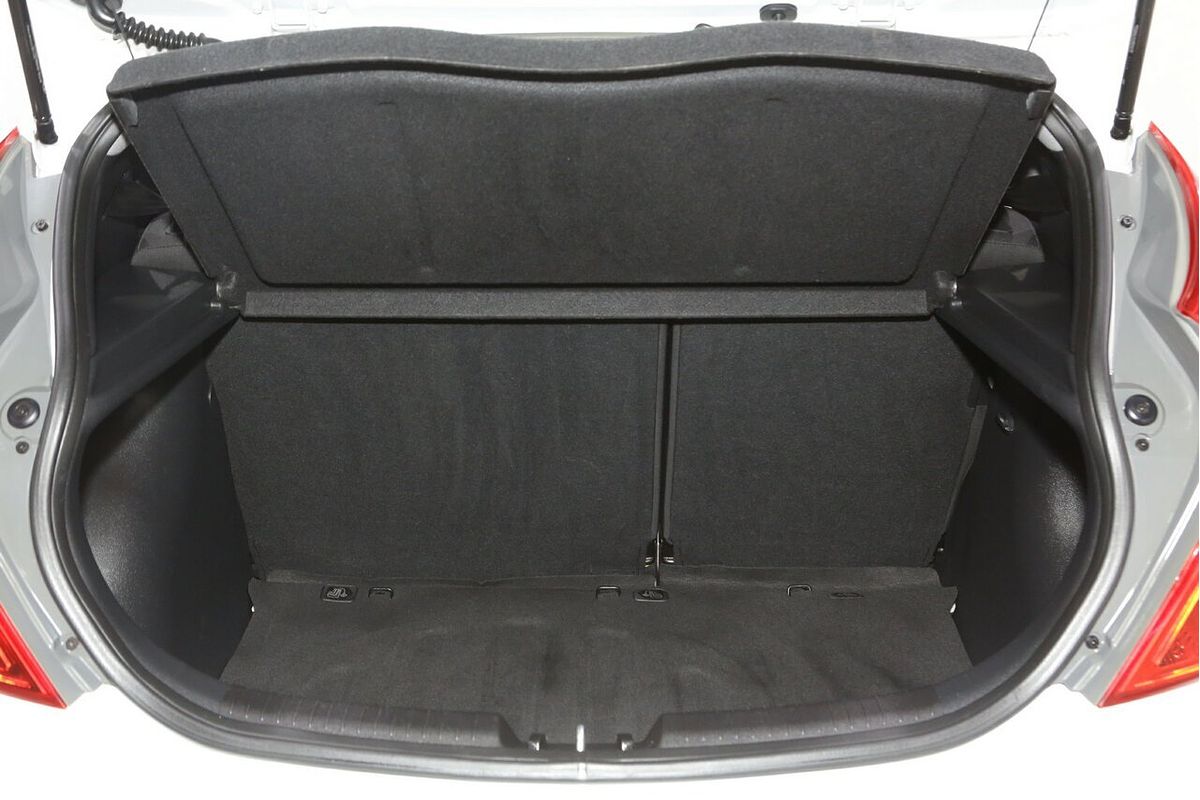 2014 Hyundai Accent Active RB2