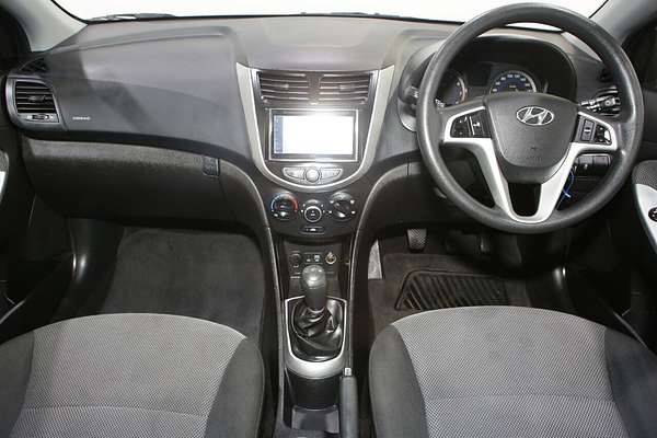 2014 Hyundai Accent Active RB2