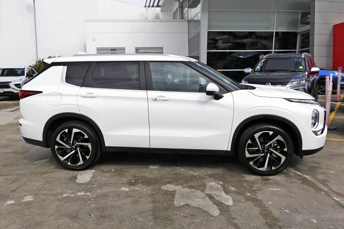 2024 Mitsubishi Outlander Aspire ZM