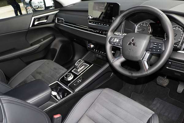 2024 Mitsubishi Outlander Aspire ZM