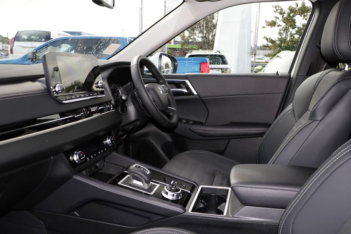 2024 Mitsubishi Outlander Aspire ZM