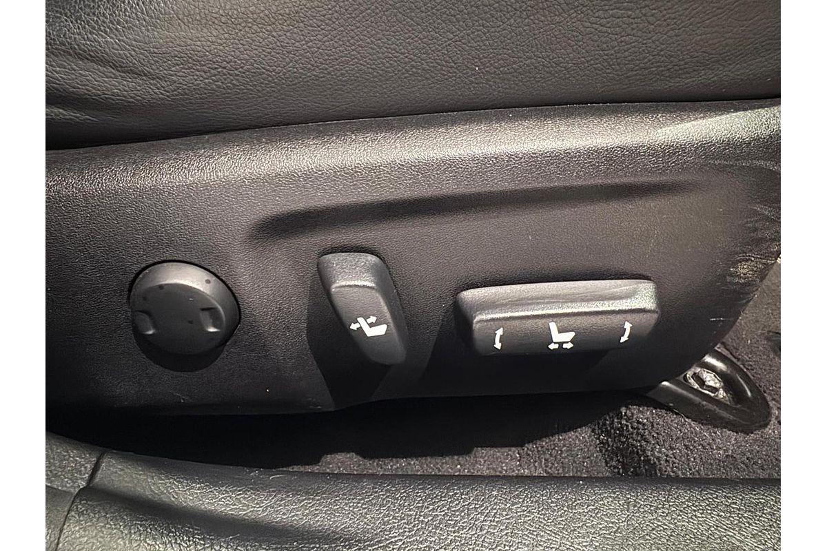 2016 Toyota Camry Atara SX ASV50R