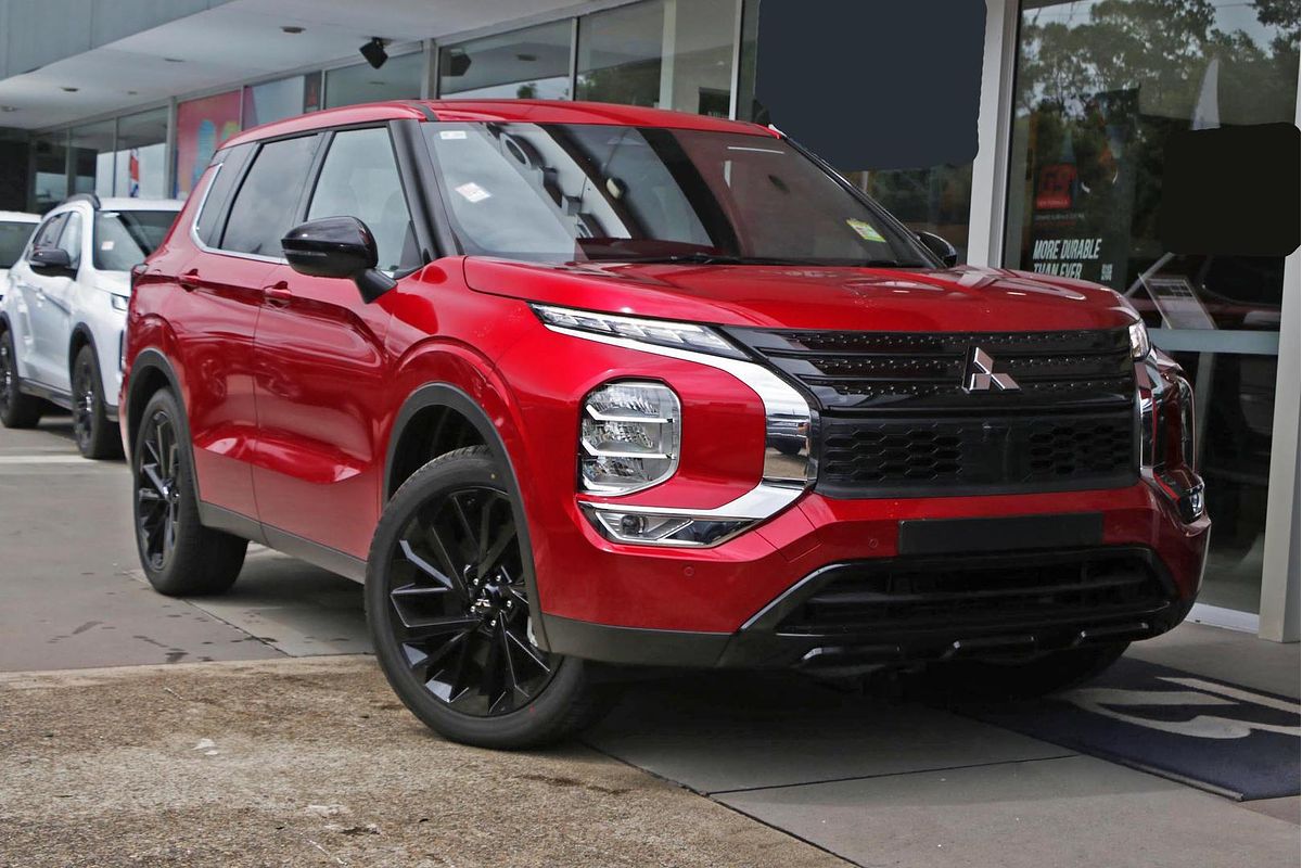 2024 Mitsubishi Outlander Black Edition ZM