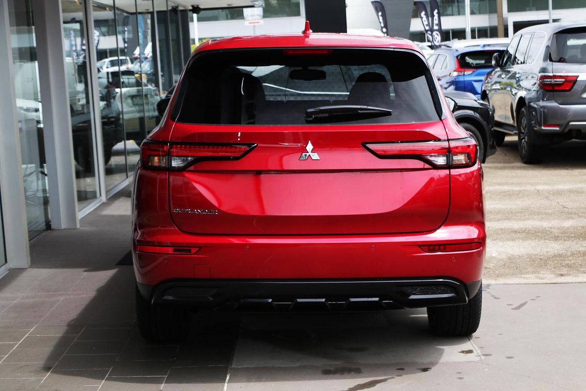 2024 Mitsubishi Outlander Black Edition ZM