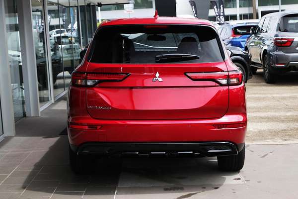 2024 Mitsubishi Outlander Black Edition ZM