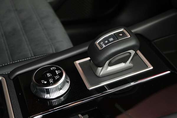 2024 Mitsubishi Outlander Black Edition ZM