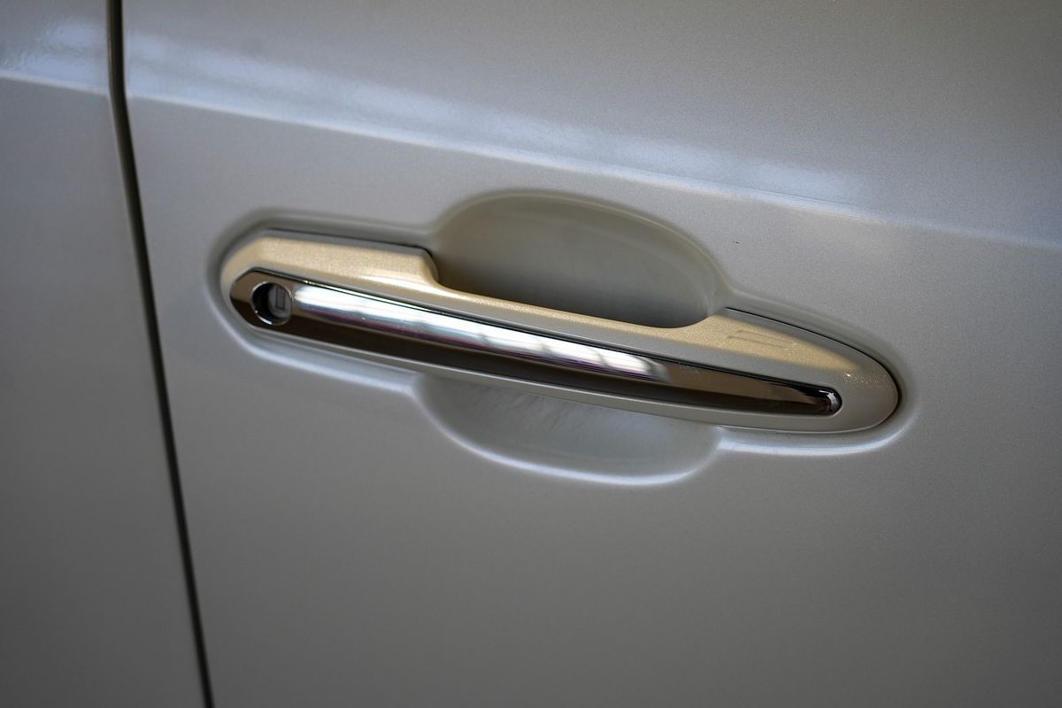 2020 Toyota RAV4 Cruiser AXAH52R