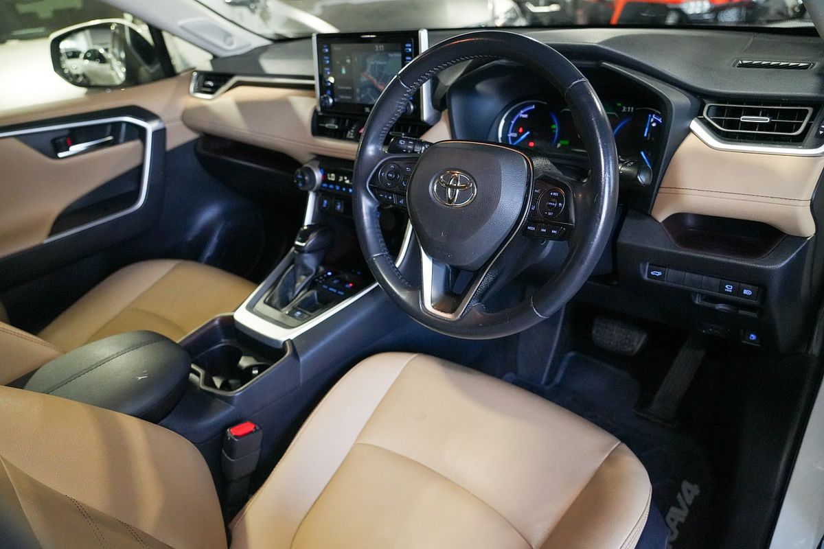 2020 Toyota RAV4 Cruiser AXAH52R